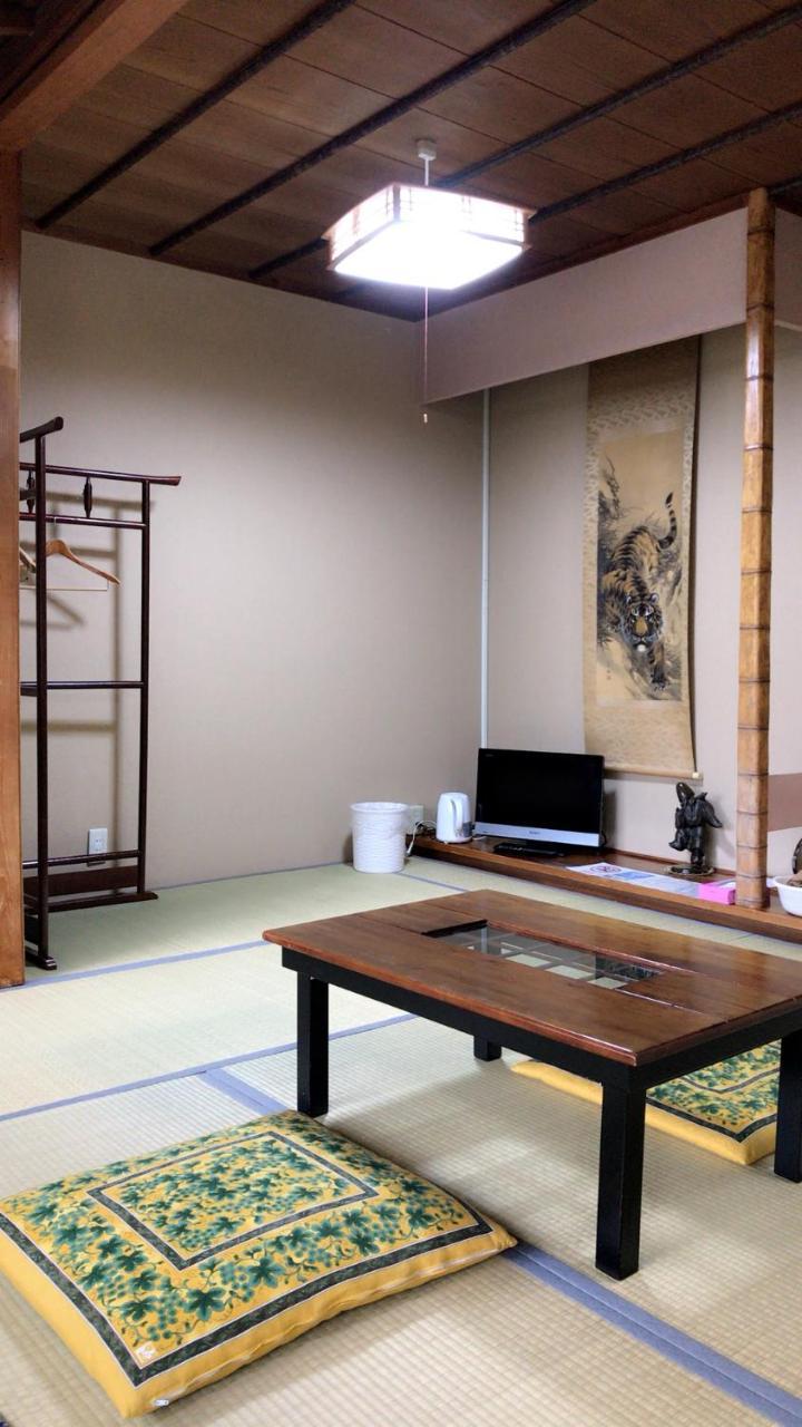 Minshuku Ginmatsu Hotel Kanazawa Exterior photo